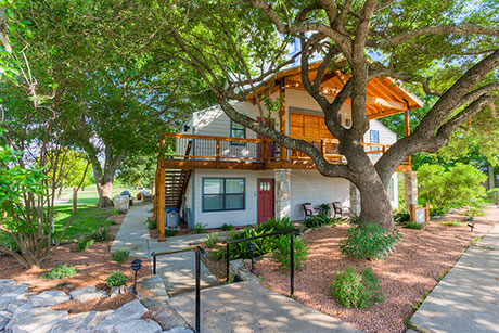 Cottage 4 Front View From Street